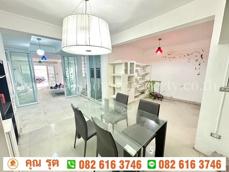 ขาย บ้านแฝด หมู่บ้าน ทิพย์นคร ซอยนวลจันทร์ 27 หลังมุม  